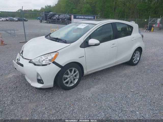 JTDKDTB3XE1065493 Toyota Prius C Four