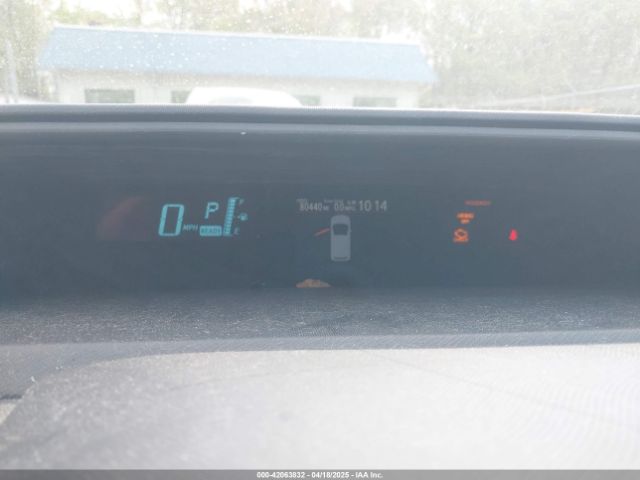 JTDKDTB3XE1065493 Toyota Prius C Four