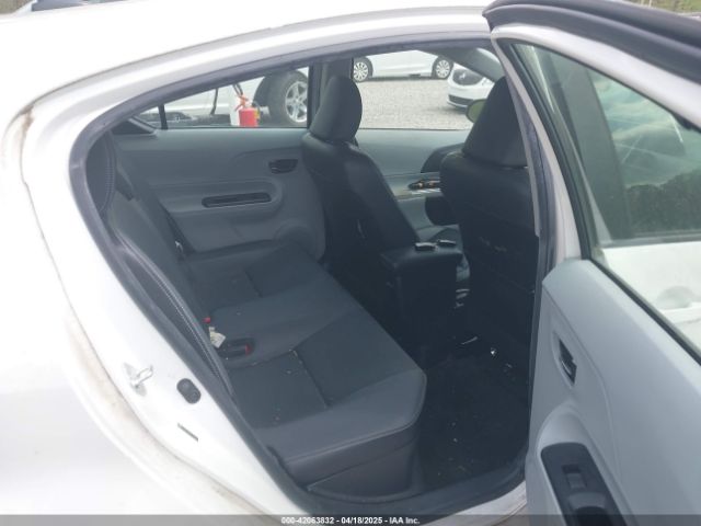 JTDKDTB3XE1065493 Toyota Prius C Four