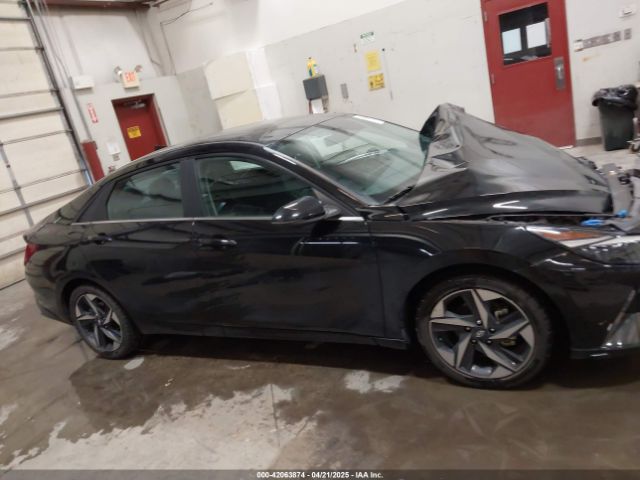 5NPLP4AG3PH114597 Hyundai Elantra Limited