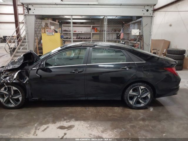 5NPLP4AG3PH114597 Hyundai Elantra Limited