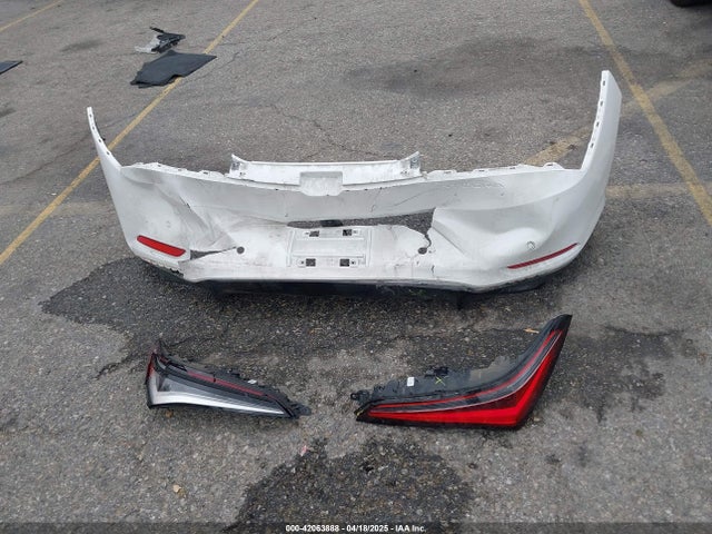 19UDE4H6XRA019618 Acura l15ca