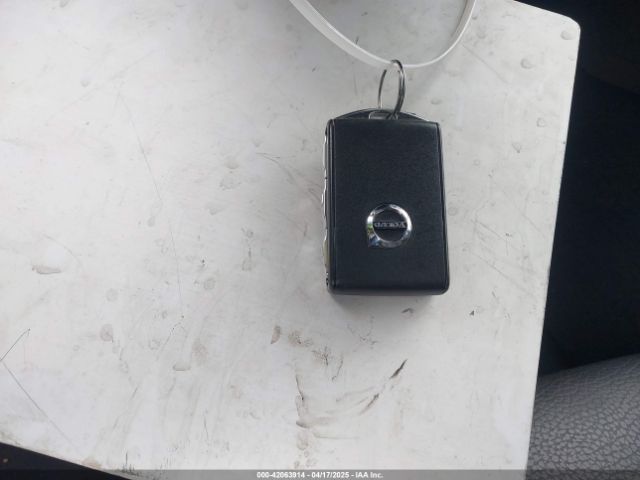 2021 VOLVO XC60 YV4102RK1M1861723 Photo 10
