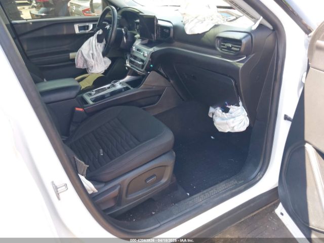 2021 FORD EXPLORER 1FMSK8DH9MGB75390 Photo 4