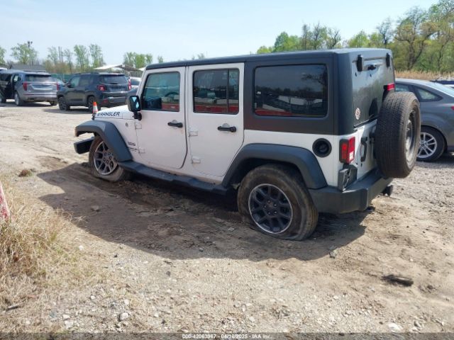 2017 JEEP WRANGLER UNLIMITED 1C4BJWDG4HL639590 Photo 2