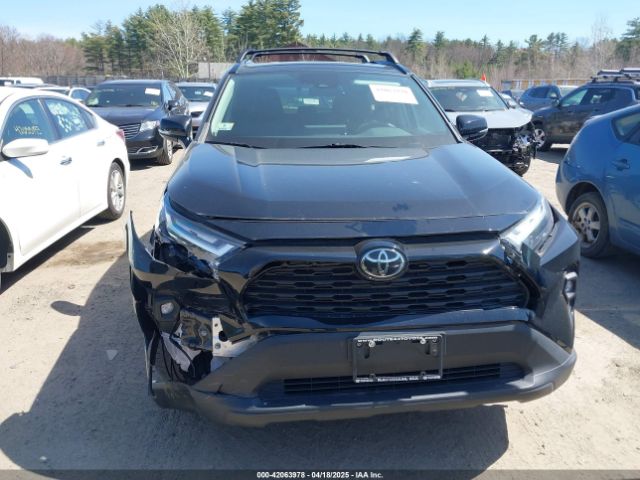 2T3A1RFV6NC269312 Toyota Rav4 Xle Premium