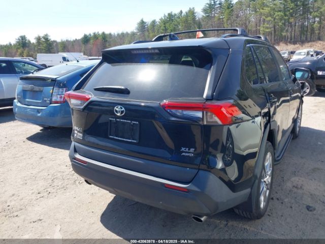 2T3A1RFV6NC269312 Toyota Rav4 Xle Premium