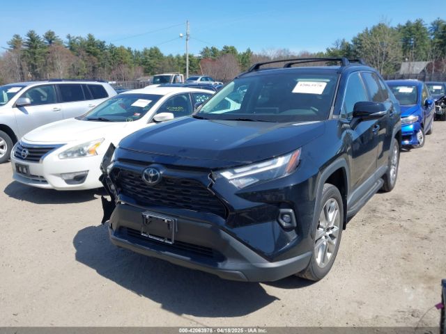 2T3A1RFV6NC269312 Toyota Rav4 Xle Premium