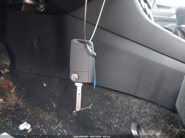 3VWN57BU1KM050449 Volkswagen Jetta 1.4t S