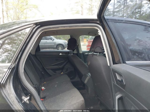 3VWN57BU1KM050449 Volkswagen Jetta 1.4t S