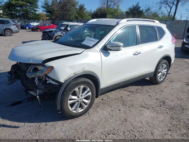 KNMAT2MV9GP726986 Nissan ROGUE SV