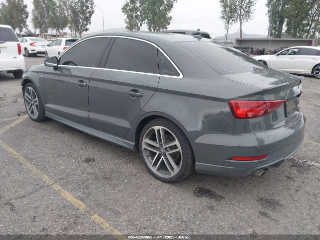 WAUJ8GFF4J1060180 Audi A3 2.0t Premium/2.0t Tech Premium