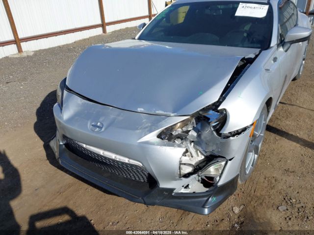 JF1ZNAA12E8708321 Scion Fr-s Monogram