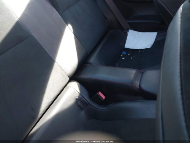 JF1ZNAA12E8708321 Scion Fr-s Monogram