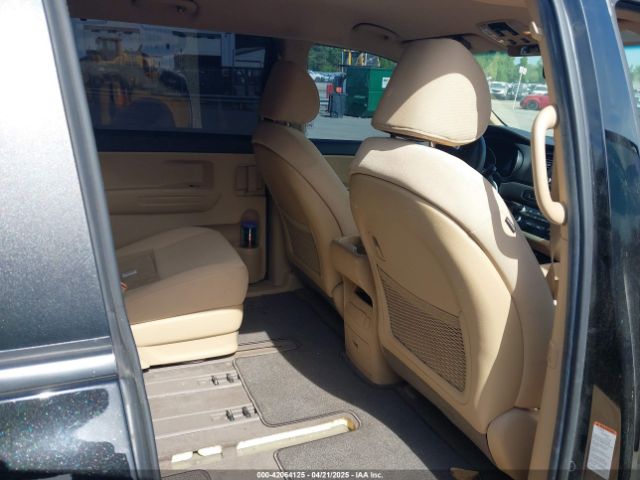 KNDMB5C17F6069139 KIA SEDONA LX