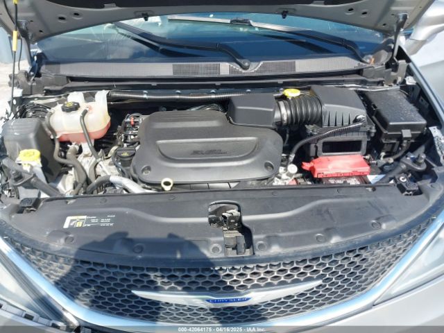 2C4RC1FG9KR589101 Chrysler Pacifica Touring Plus
