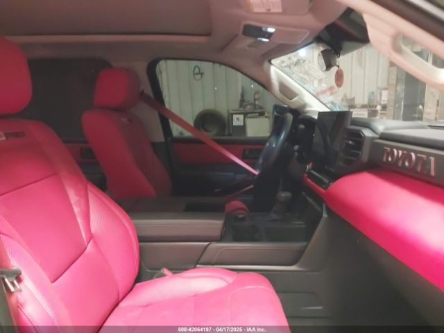 2023 TOYOTA TUNDRA HYBRID 5TFPC5DBXPX023320 Photo 4