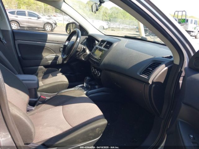 2017 MITSUBISHI OUTLANDER SPORT JA4AP3AW4HZ040409 Photo 4