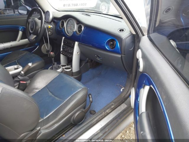 2006 MINI COOPER S WMWRE33596TL21718 Photo 4