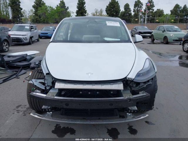 7SAYGDED0SF281614 Tesla Model Y Long Range Dual Motor All-wheel Drive