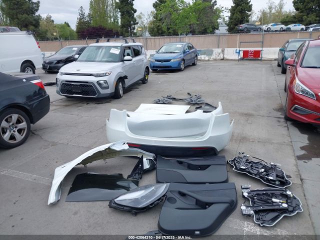 7SAYGDED0SF281614 Tesla Model Y Long Range Dual Motor All-wheel Drive