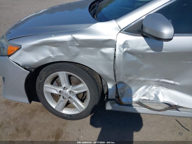 4T1BF1FK8EU856535 Toyota CAMRY SE