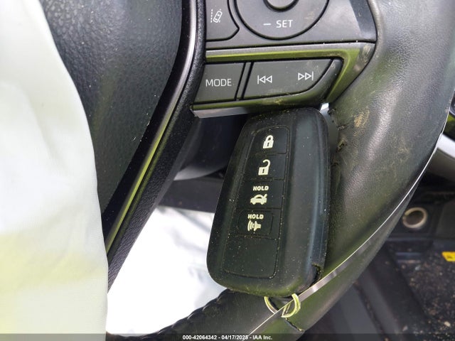 4T1S11AK4NU053520 Toyota CAMRY SE