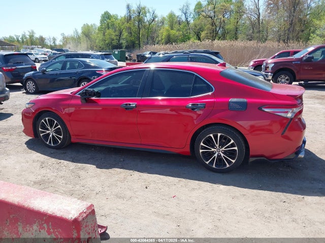 4T1B11HK1KU276518 Toyota CAMRY SE