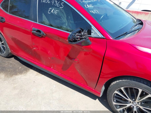 4T1B11HK1KU276518 Toyota CAMRY SE