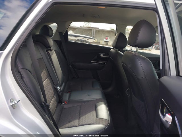 KNDCC3LC8K5351854 KIA NIRO EX