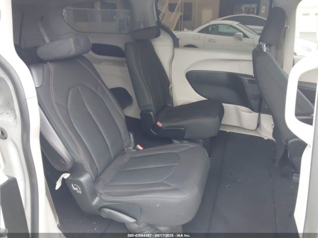 2C4RC1CG0HR837295 Chrysler Pacifica Lx