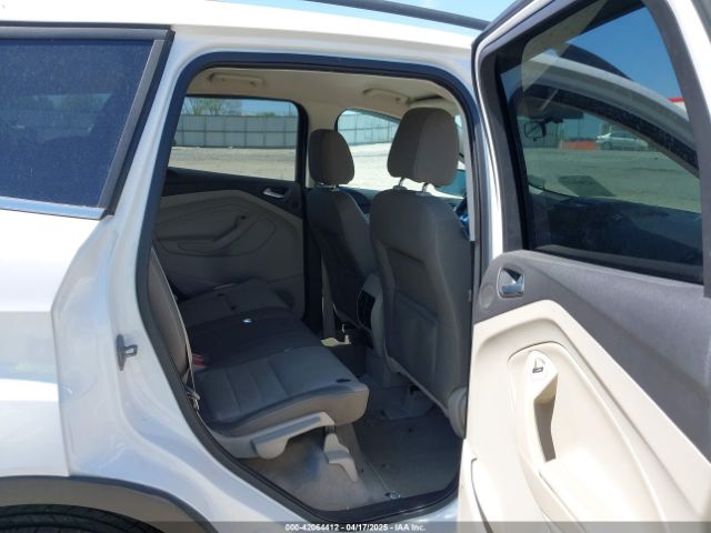 1FMCU0GX5EUB22224 Ford ESCAPE SE