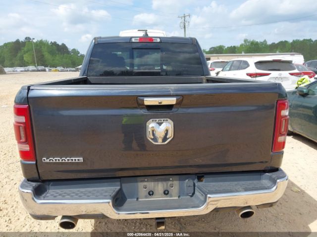 1C6RREJT3KN912735 RAM 1500 Laramie  4x2 5'7 Box