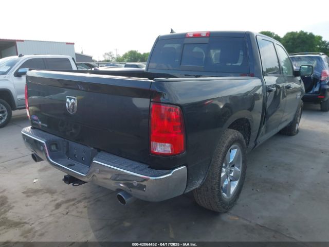 2017 RAM 1500 1C6RR6LT4HS577630 Photo 3