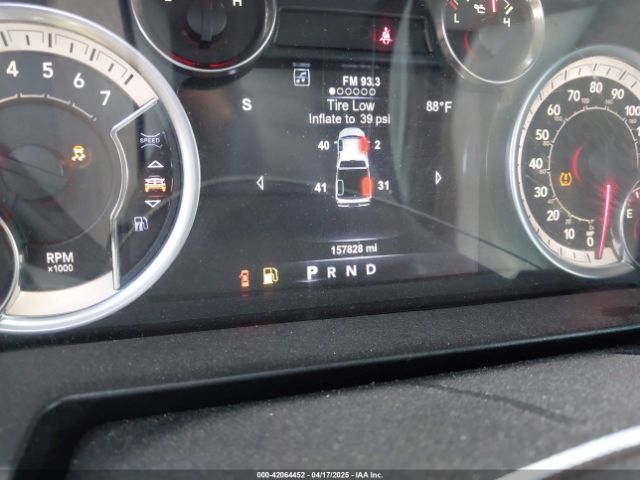2017 RAM 1500 1C6RR6LT4HS577630 Photo 6