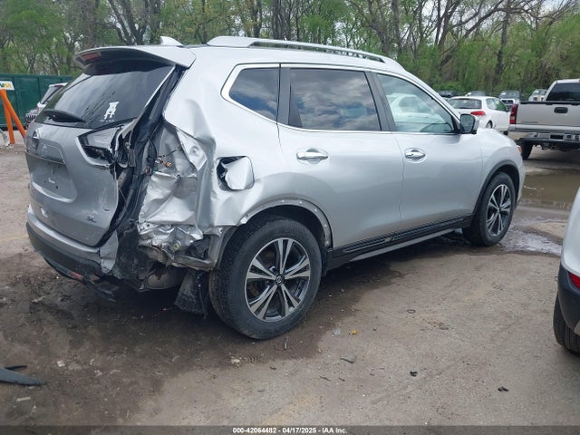 5N1AT2MT6JC823961 Nissan Rogue Sl