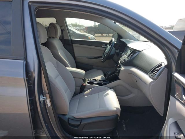 KM8J33A29GU148840 Hyundai Tucson Sport
