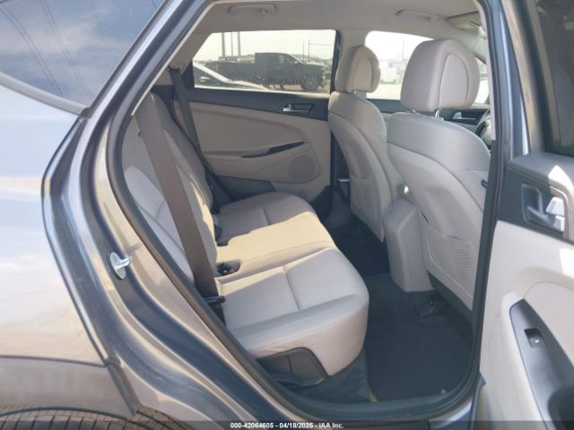 KM8J33A29GU148840 Hyundai Tucson Sport