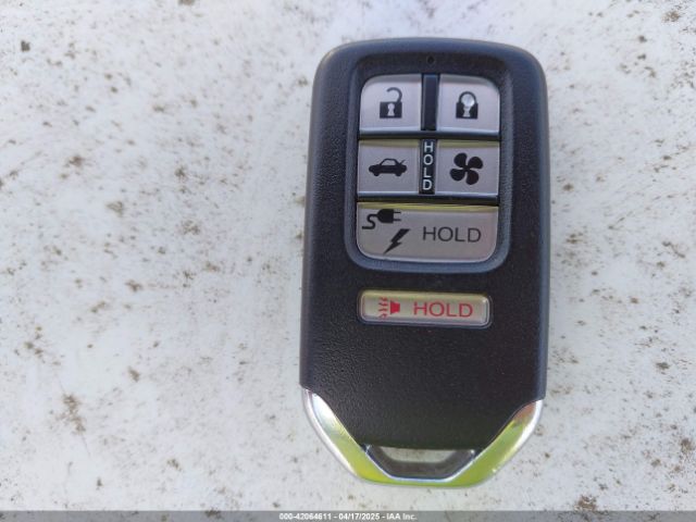 JHMZC5F1XKC007033 Honda CLARITY PLUG-IN HYBRID