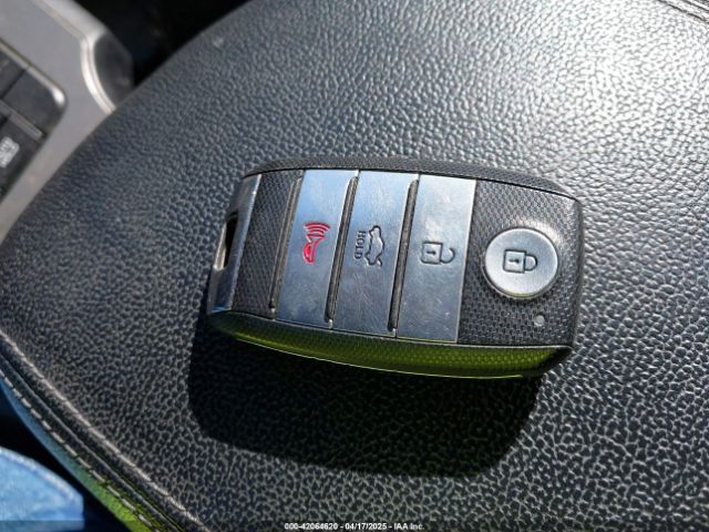 5XXGV4L26GG049183 KIA Optima Sxl Turbo