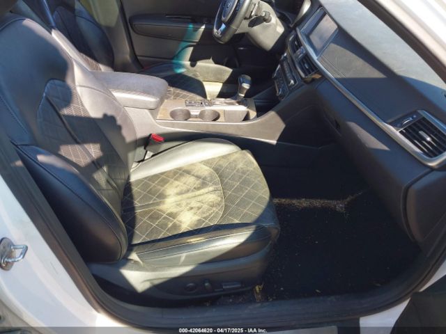 5XXGV4L26GG049183 KIA Optima Sxl Turbo