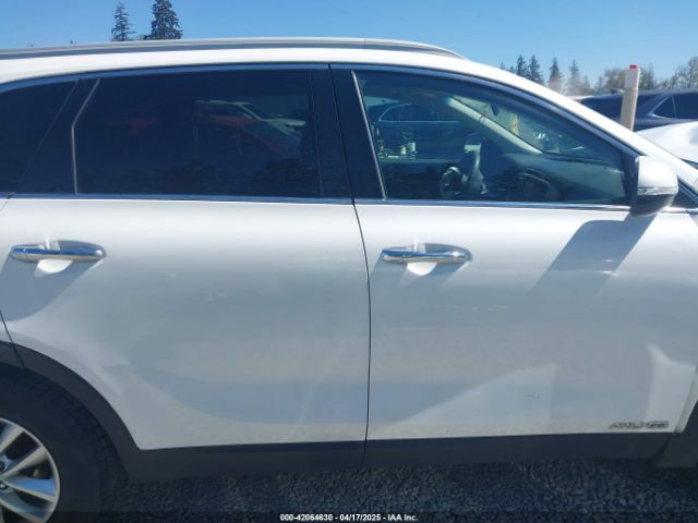 5XYPGDA59GG025432 KIA Sorento 3.3l Lx