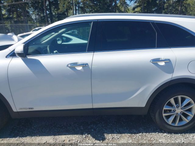 5XYPGDA59GG025432 KIA Sorento 3.3l Lx