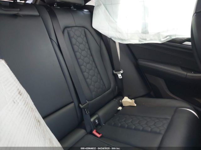 5YM13EC01N9J62914 BMW X3 M