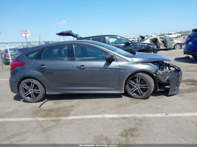 1FADP3L96HL320657 Ford FOCUS ST