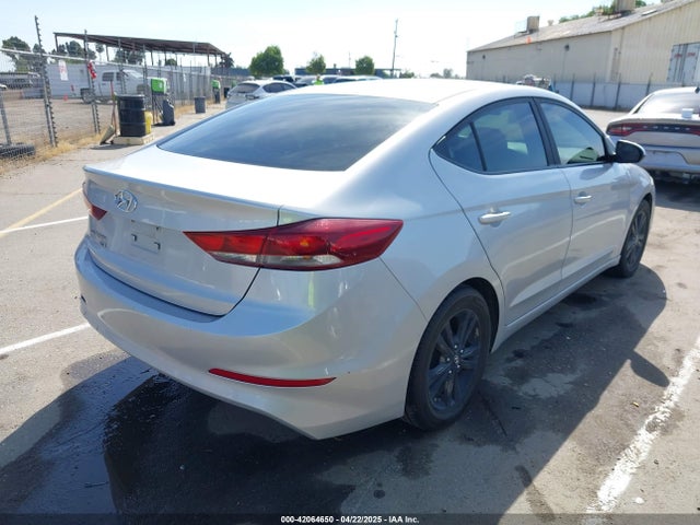 KMHD74LF5JU609336 Hyundai ELANTRA SE