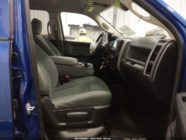 2017 RAM 1500 1C6RR7FT9HS789070 Photo 4