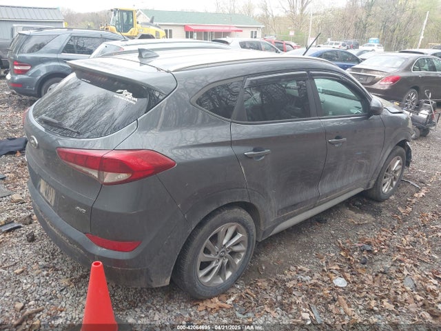 KM8J3CA44JU716548 Hyundai TUCSON SEL