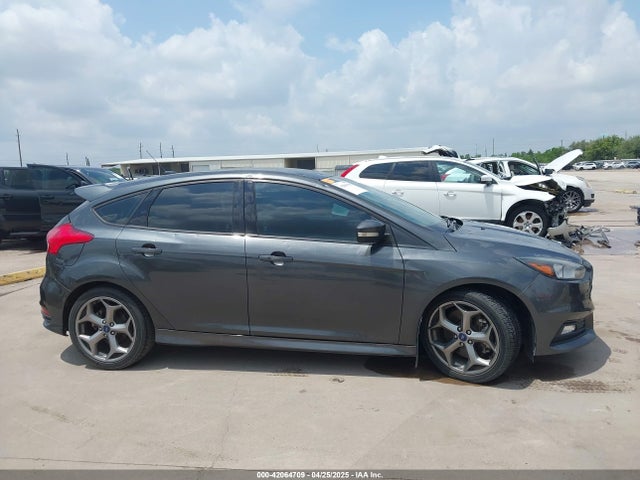1FADP3L99HL222495 Ford FOCUS ST
