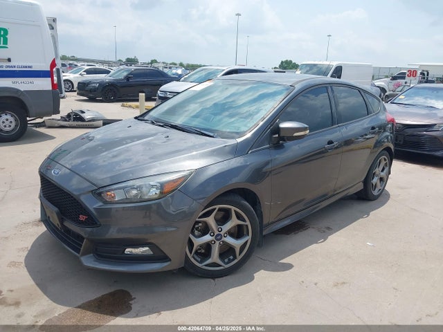 1FADP3L99HL222495 Ford FOCUS ST